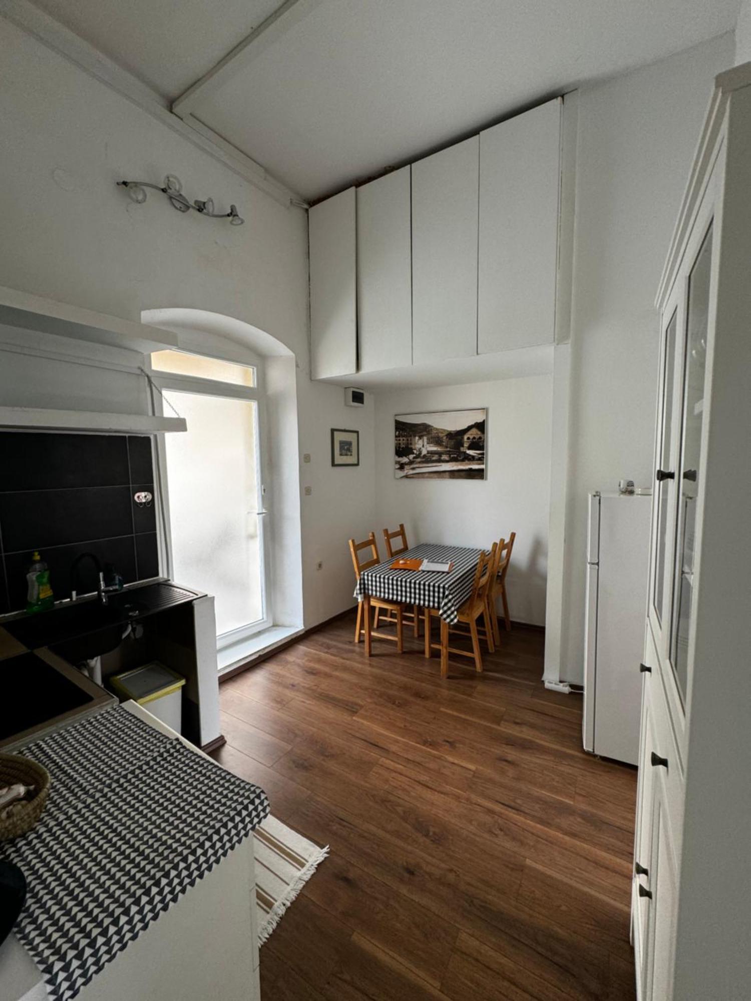 Hvar Piazza Apartment ฮวาร์ ภายนอก รูปภาพ