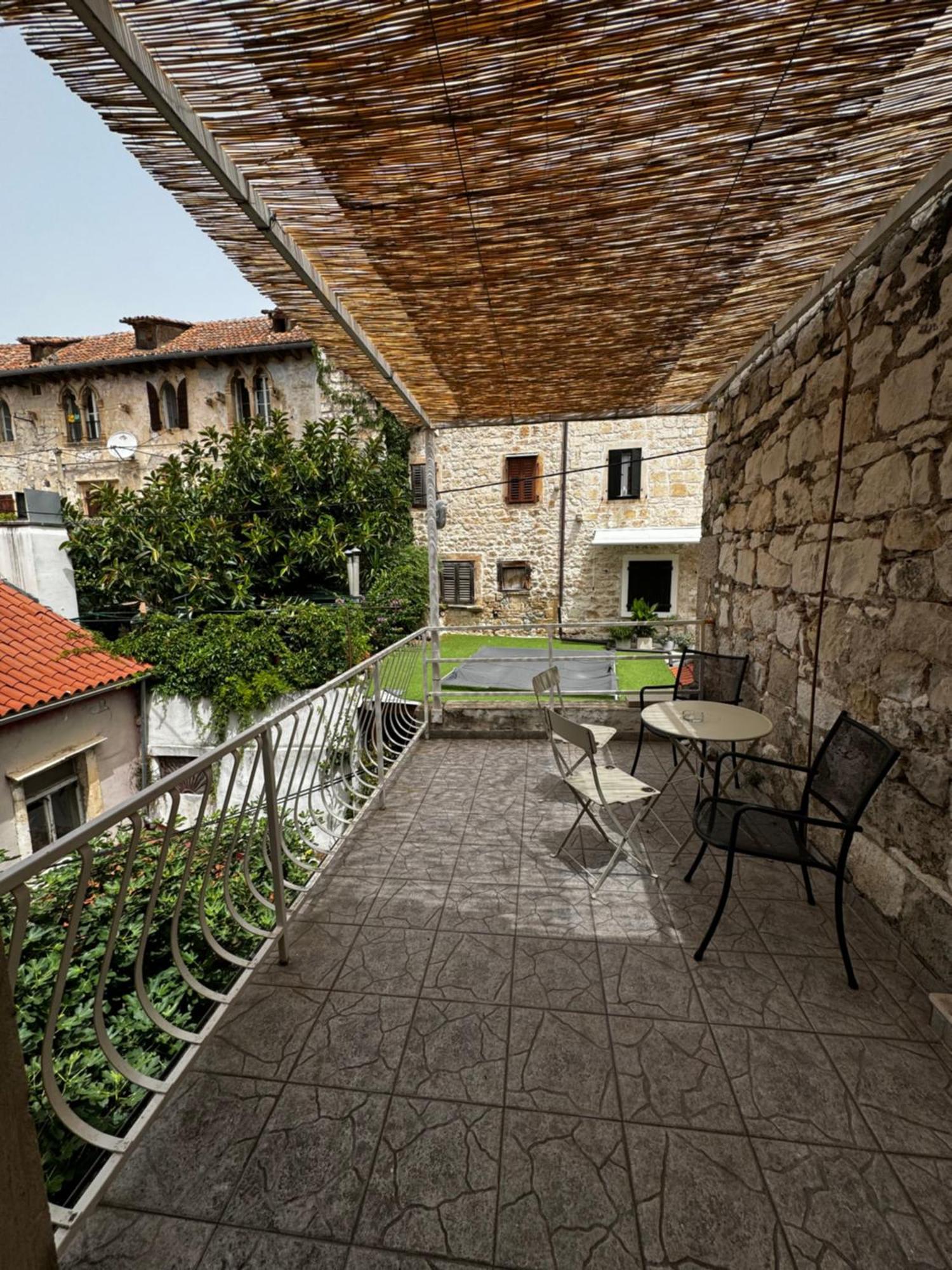 Hvar Piazza Apartment ฮวาร์ ภายนอก รูปภาพ